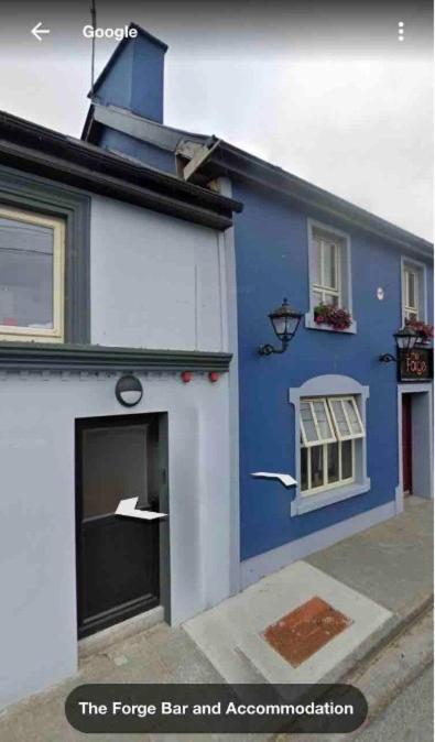 Mcgrath'S Bar & Accommodation Causeway Exterior photo